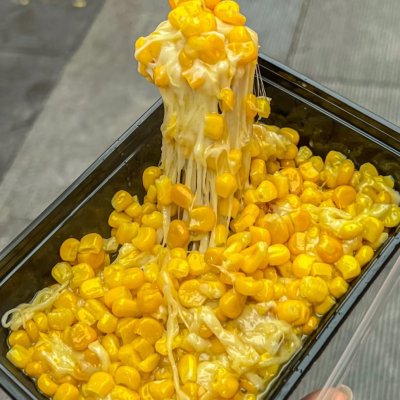 会拉丝的玉米 MOZZARELLA CHEESE SWEET CORN