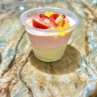 草莓/开心果雪媚娘起司爆浆杯 Stawberry/Pistachio Mochi Cheese Cup