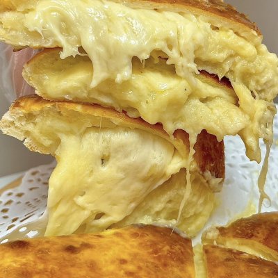 XL Musang King Cheese Pie 猫山王芝士煎饼