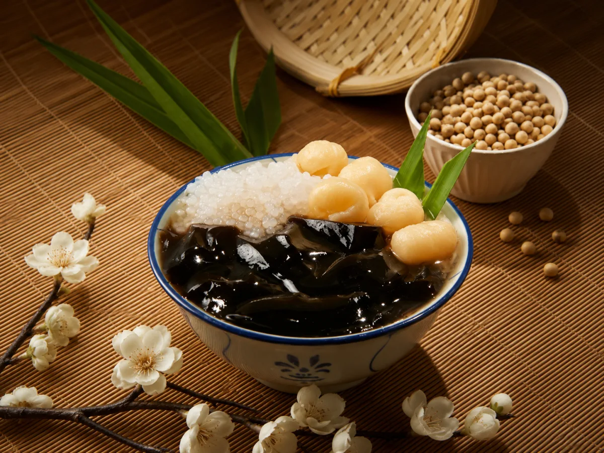 热卖款🔥仙草龙眼西米 Grass Jelly Longan sago